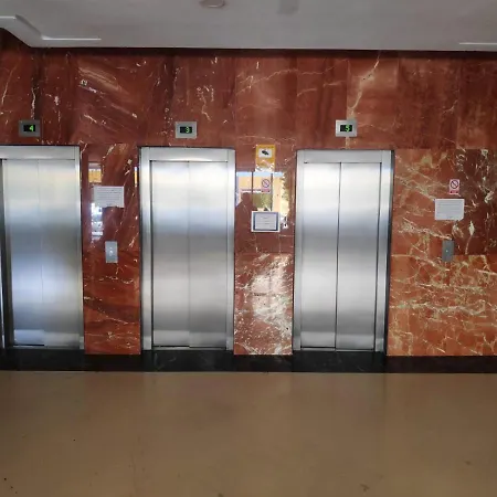 Ver621 - 6th-floor With Sea Views And Pool - Ac, 2 Min To Buses And Taxis *